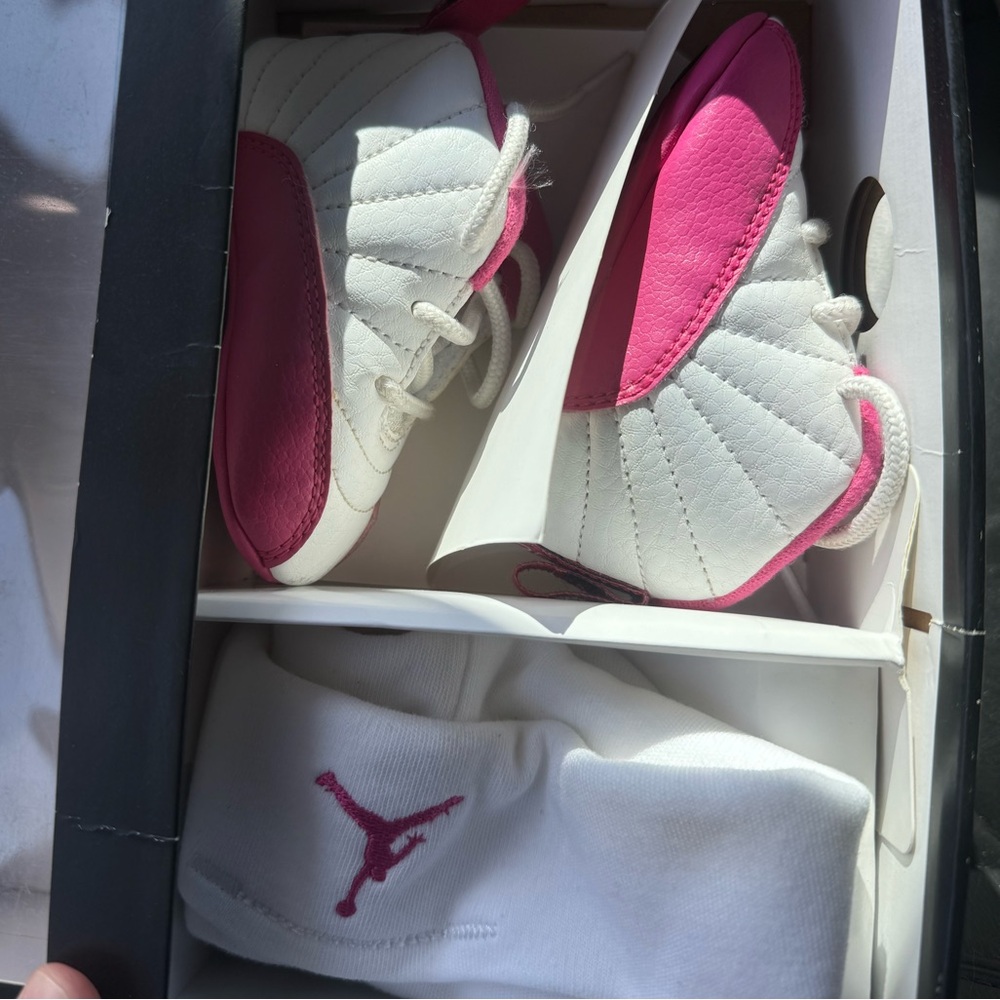 Nike Jordan 12 Retro Gift Pack